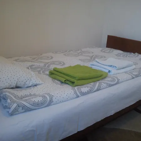 Pokoje Goscinne Sw. Jozefa Vratislav